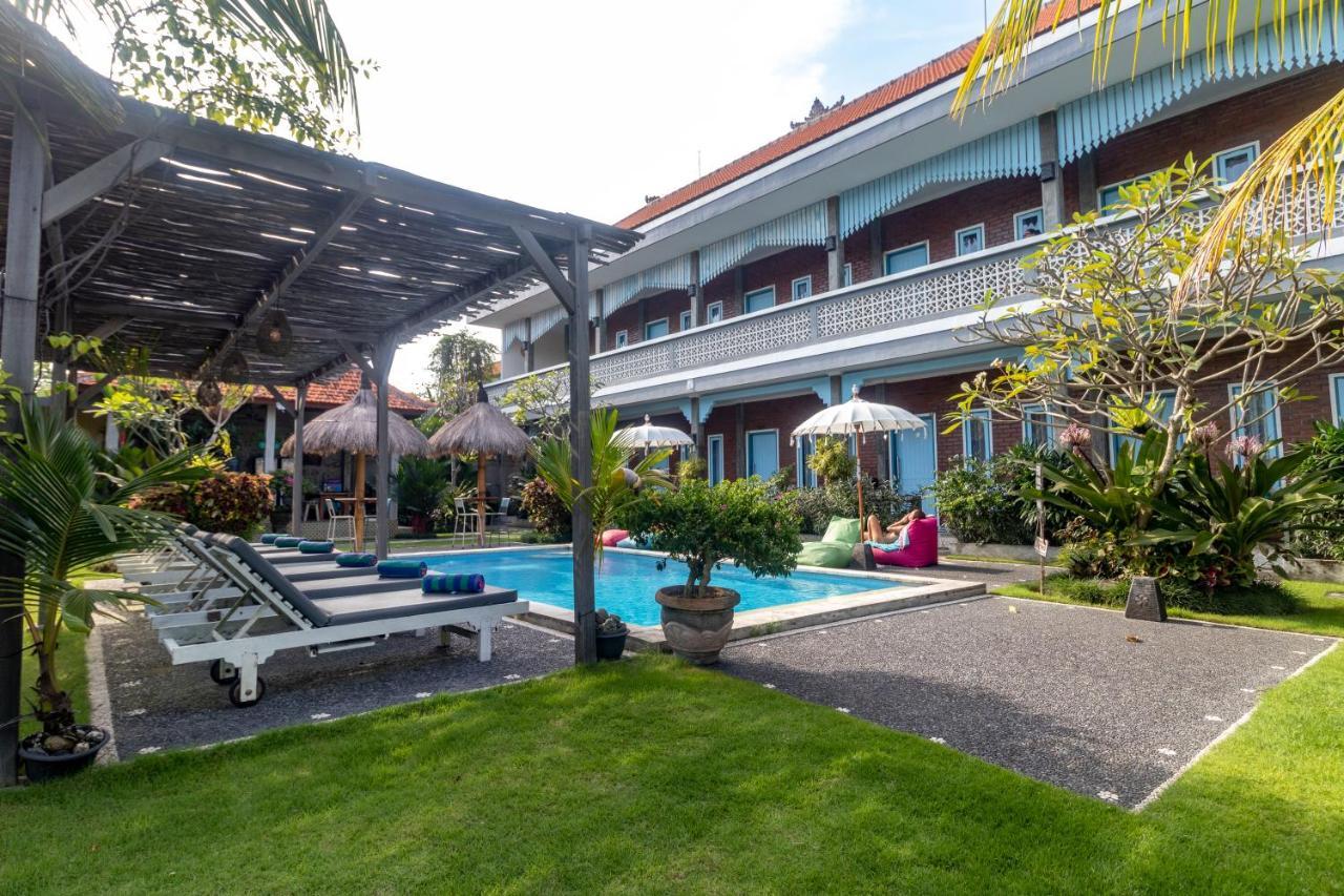 D-Anyar Stay And Surf Canggu Экстерьер фото